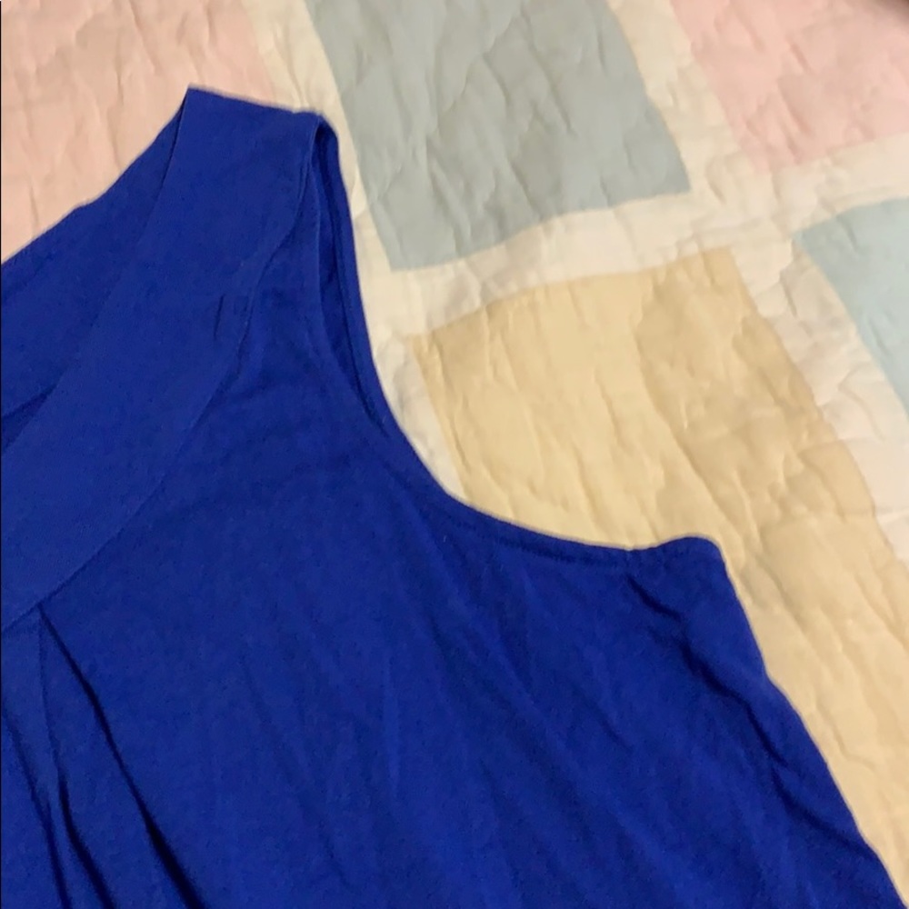 Sleeveless Tunic Top - Picture 3 of 5